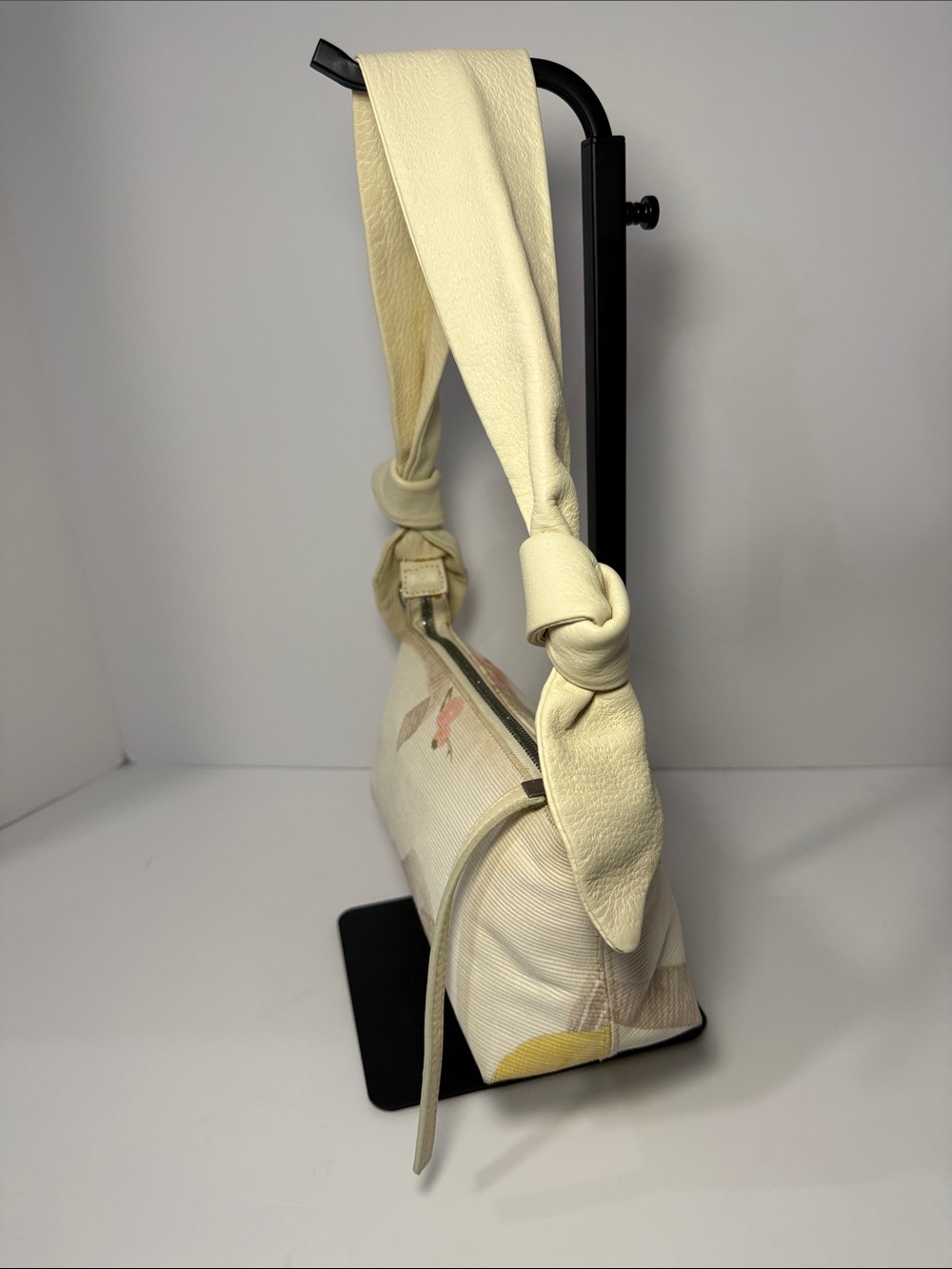 Salvatore Ferragamo Ivory Knotted-Handle Shoulder Bag with Floral Accent - Picture 6 of 12